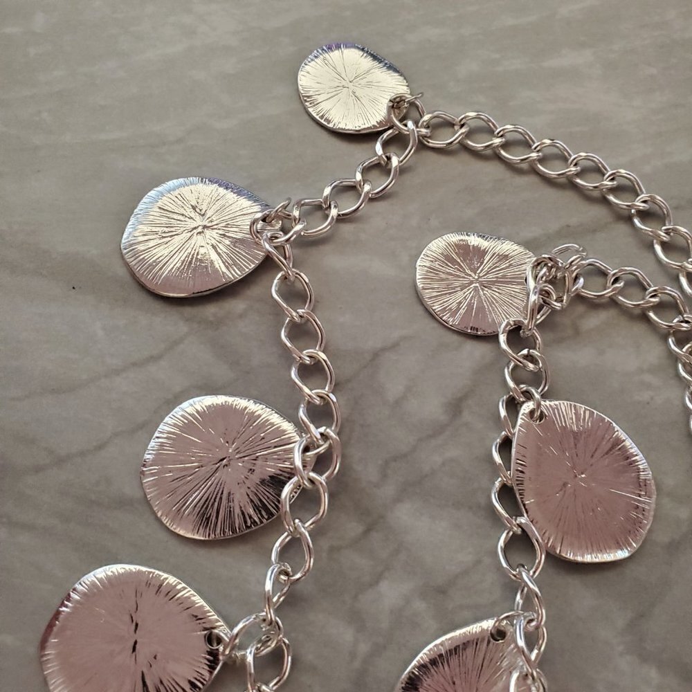 ✨ Chico's Silver Hammered Rhinestones Crystals Pave Beaded Disc Necklace ✨ - Picture 11 of 13